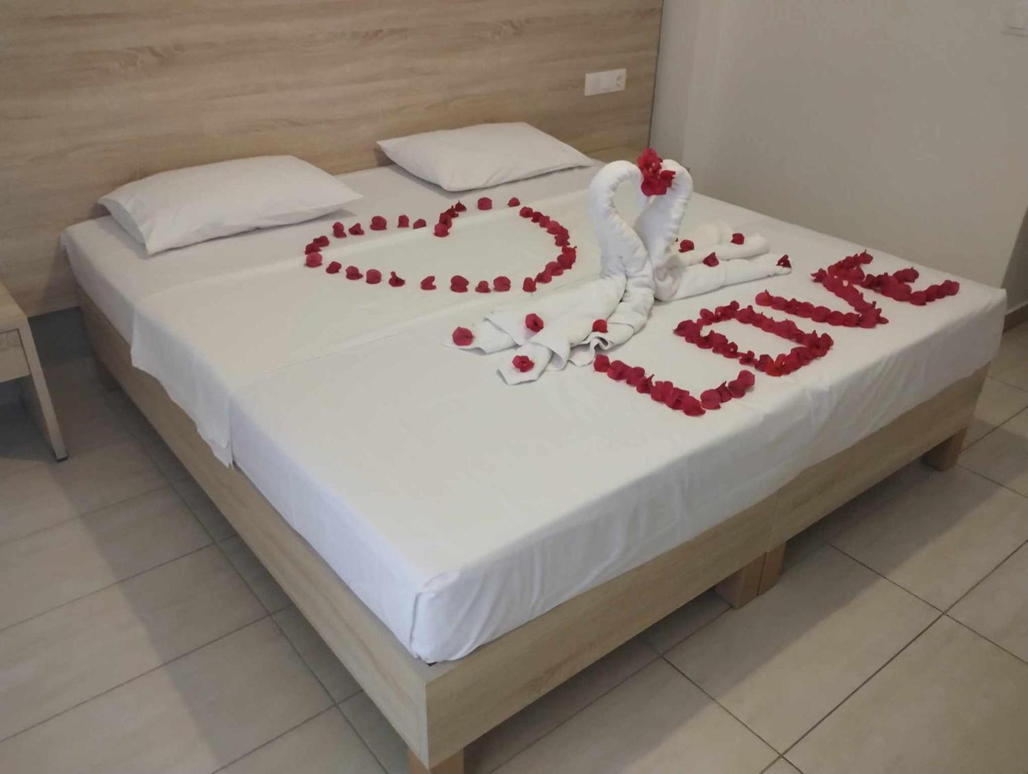 Lefkimi Hotel Kávos Dış mekan fotoğraf