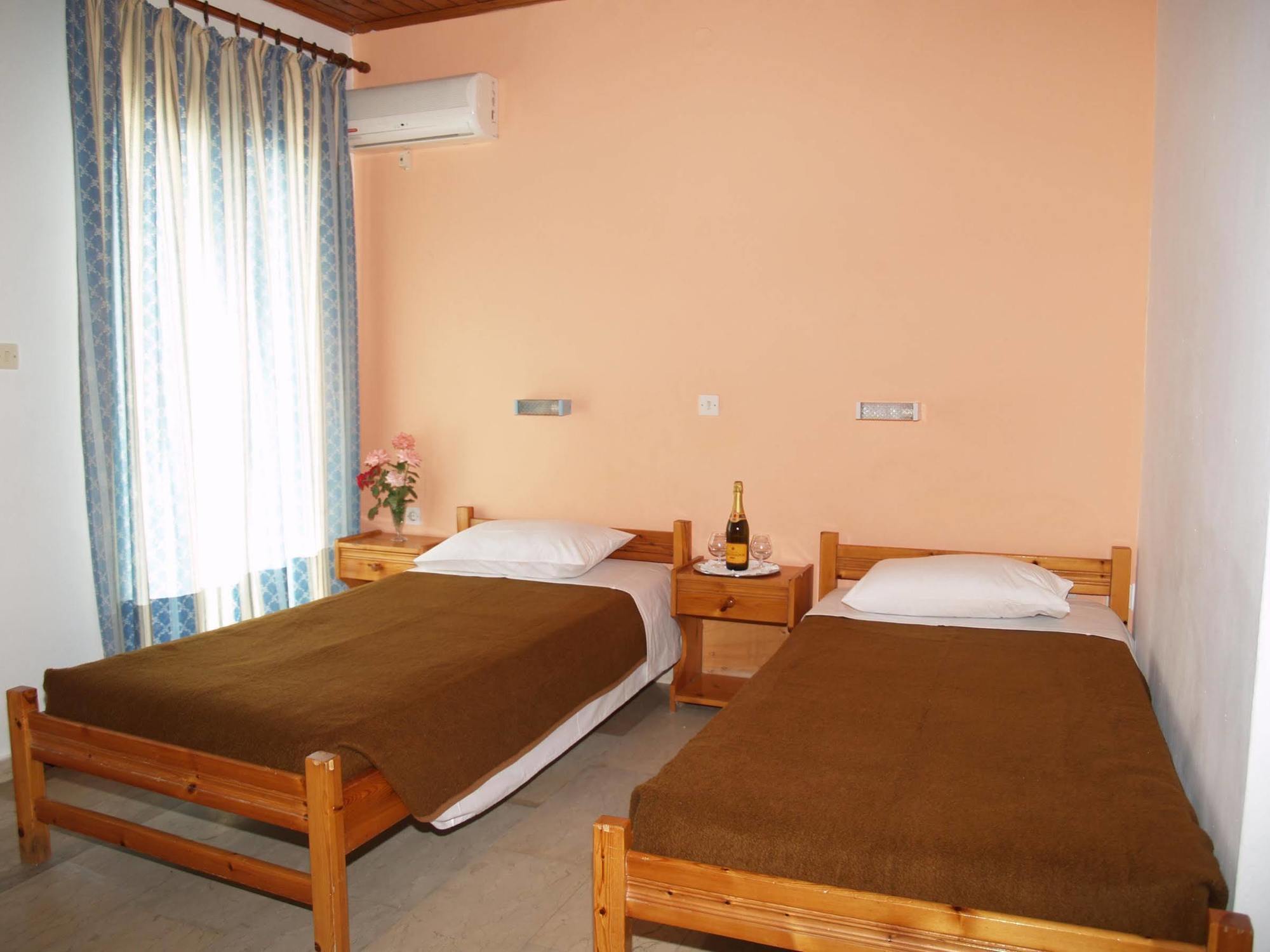 Lefkimi Hotel Kávos Dış mekan fotoğraf